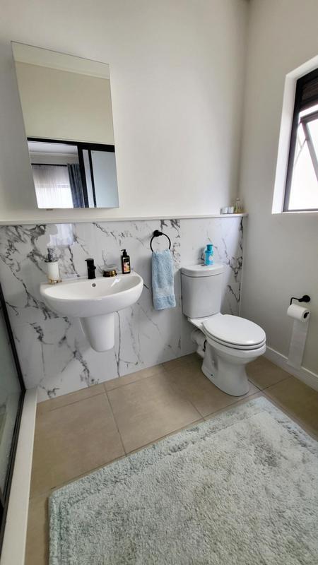 1 Bedroom Property for Sale in Sandown Western Cape
